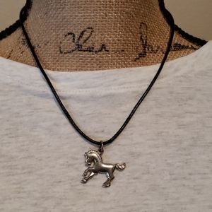 🦋 NWOT Lia Sophia pony necklace